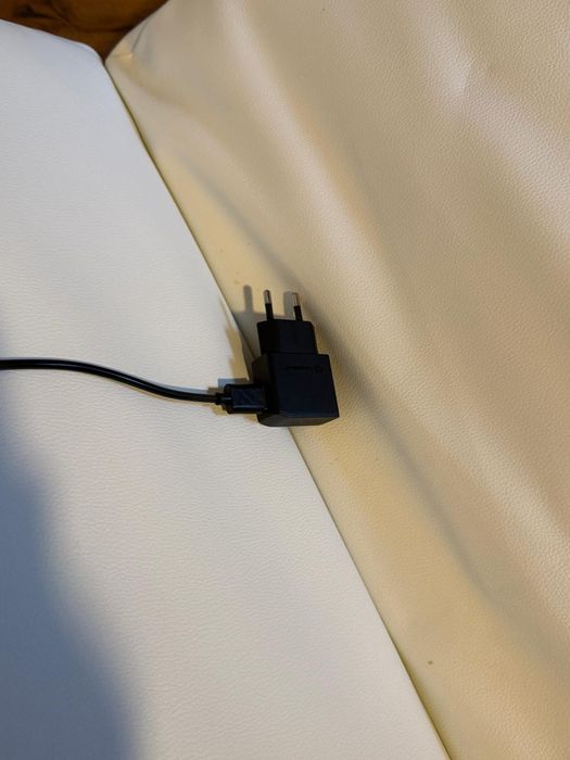 Leżanka fotel szezlong biały z masażem i podgrzewaniem