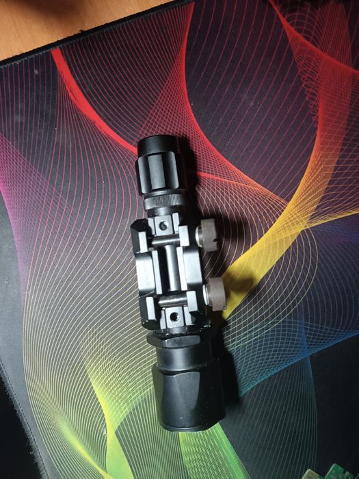 Продам SUREFIRE A206013 фонарик