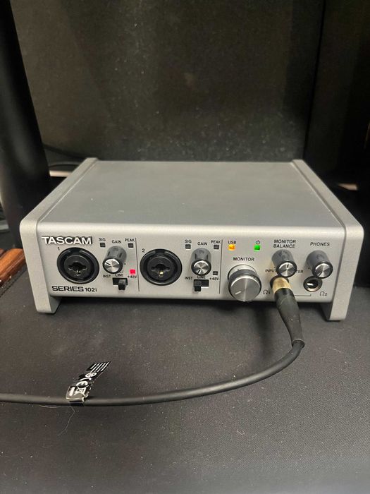 Interfejs audio Tascam Series 102i