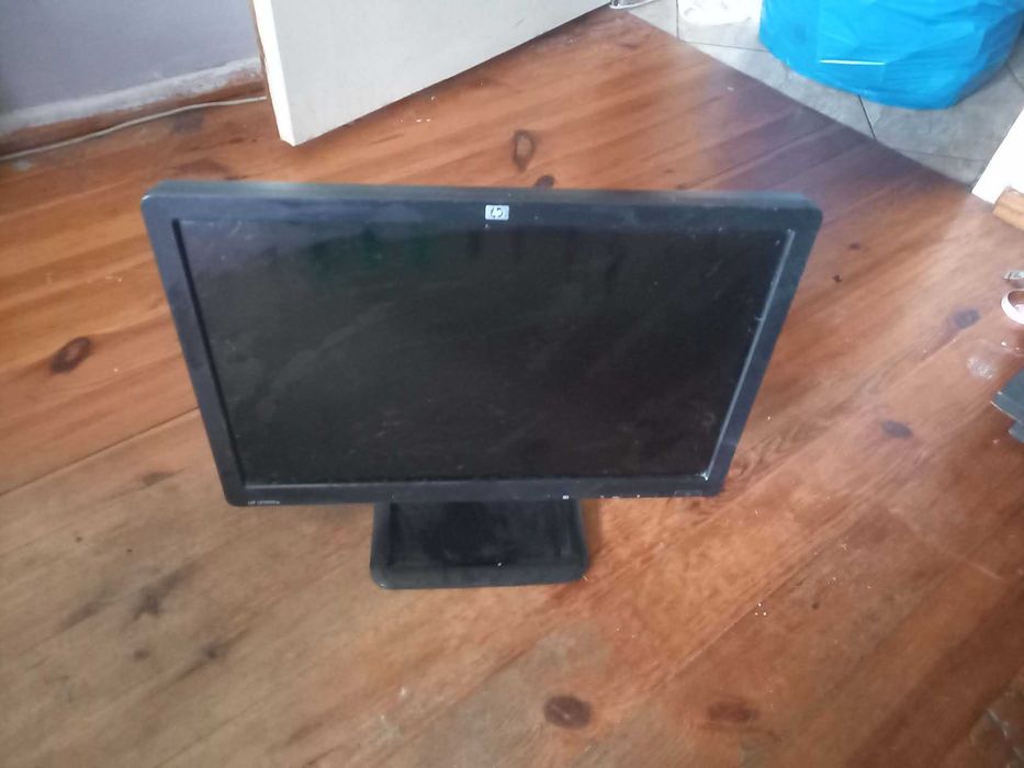 Monitory na sprzedaż