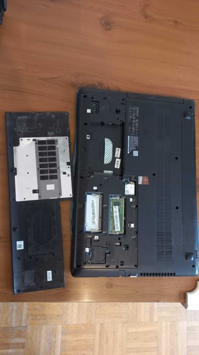 laptop Lenovo Ideapad 300-15ISK (80Q701CBPB), uszkodzony, na części