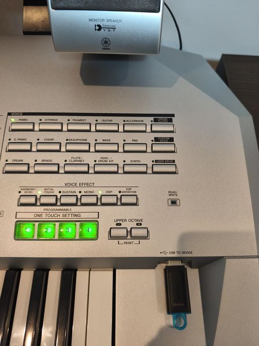 Yamaha Tyros 2 - stan kolekcjonerski