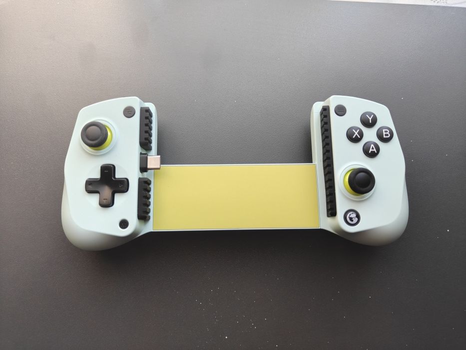 Gamesir x5 lite.