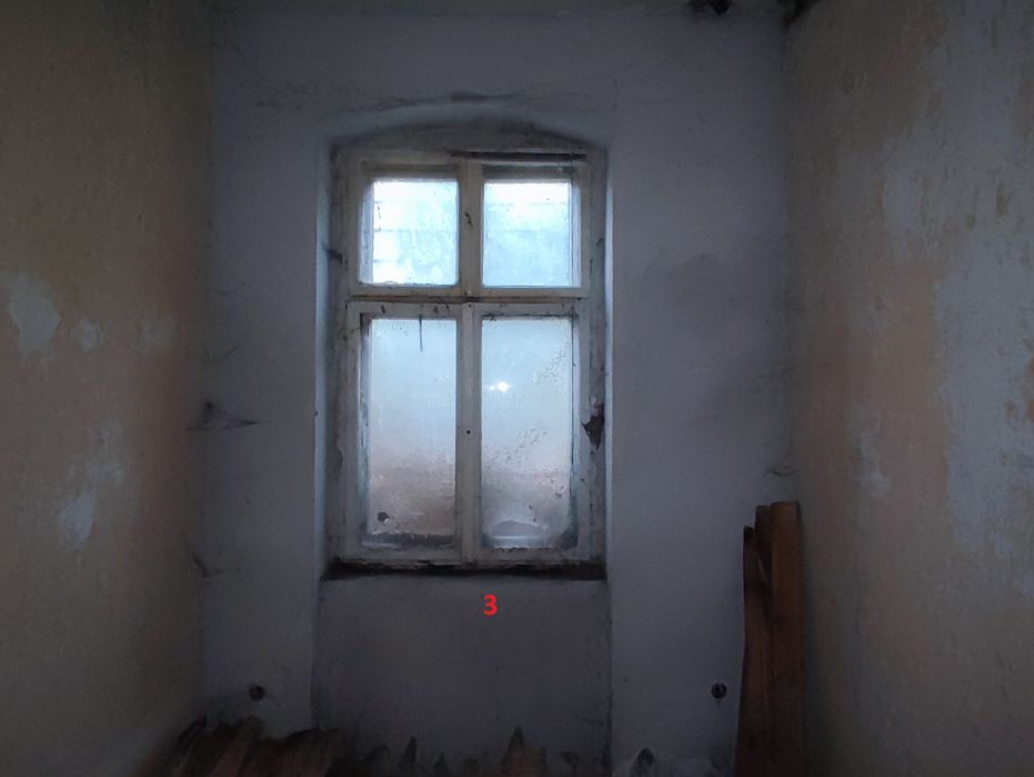Lokal użytkowy Poznań Wilda do remontu 42m2 plus drugi 5,85m2 obok