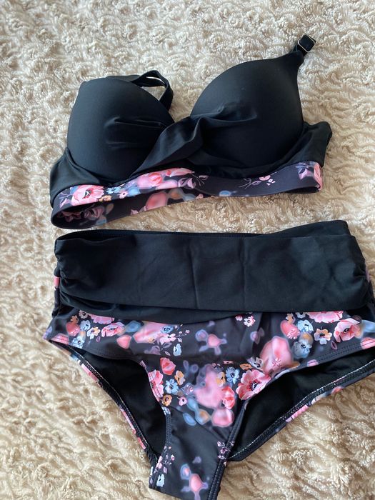 Dwuczęściowy strój kąpielowy bikini
