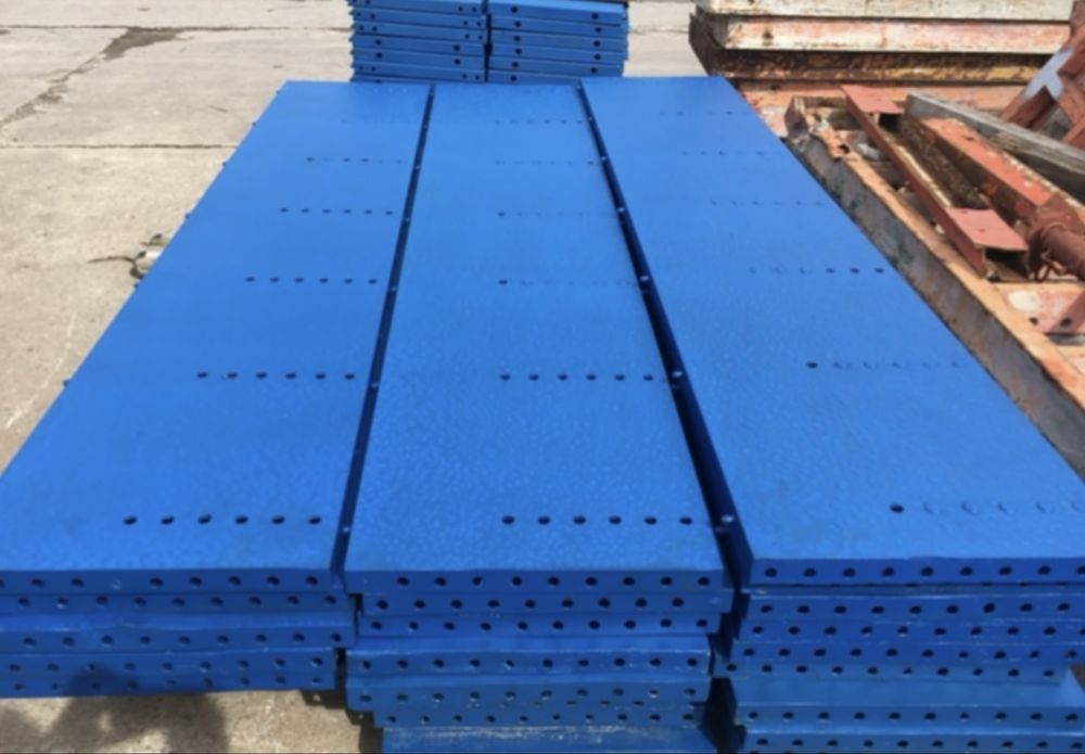 Stemple budowlane/dźwigary / sklejka szalunkowa