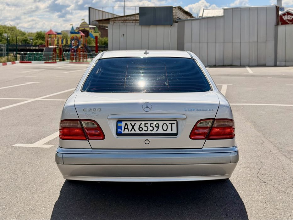 Mersedes E200 W210 2.0 KOMPRESSOR m111 рестайлинг