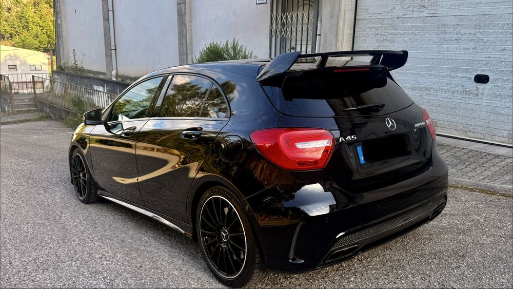 Mercedes A45Amg