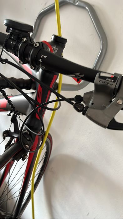 Bicicleta estrada BH sphene 105