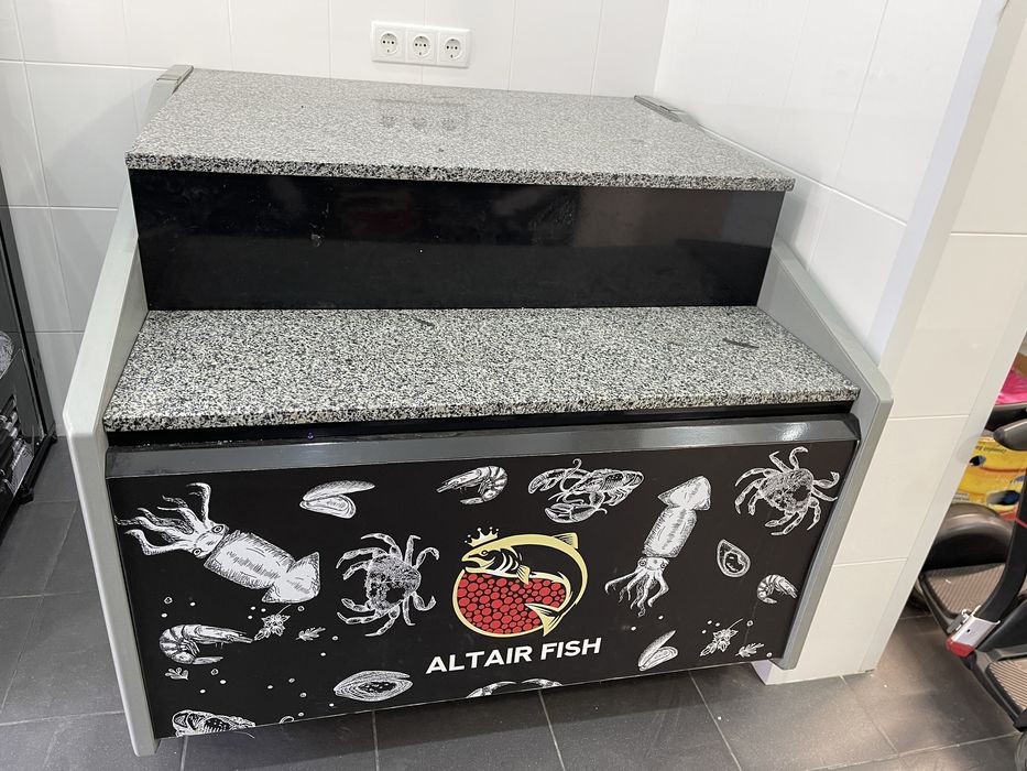 Продам стол для магазина гранитная столешница