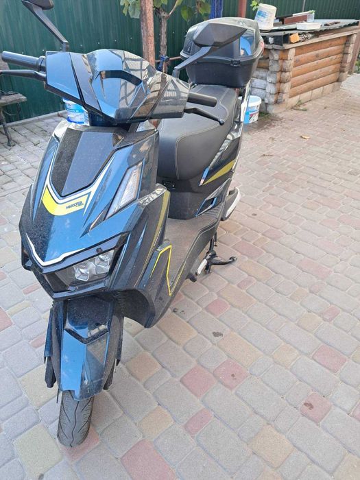 Електроскутер  Maxxter Leon 2900 Вт