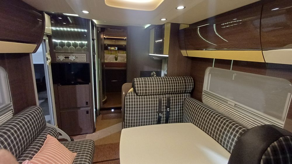 Burstner Grand Panorama I830