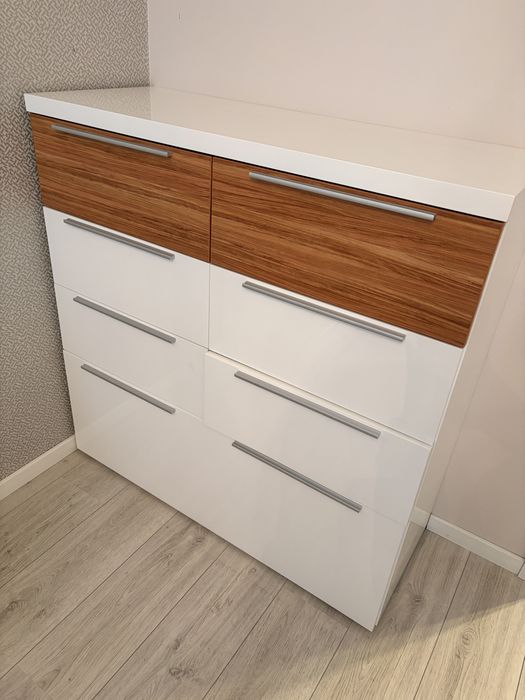 Sprzedam komode 7 szuflad