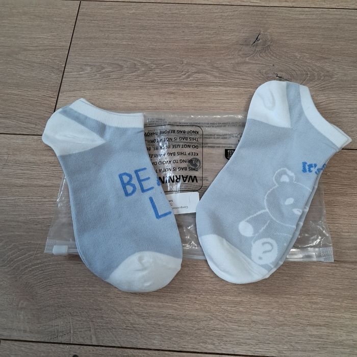 Nowe piękne skarpetki damskie rozm.38-39