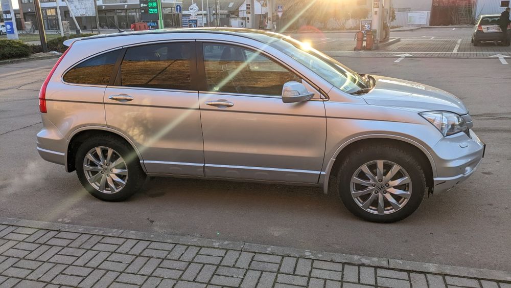 Продам Honda c-rv 3