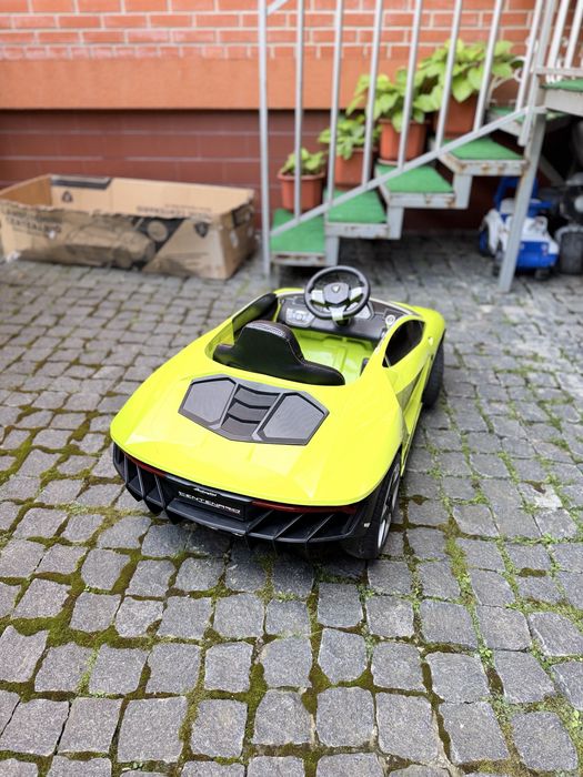 Дитячий електромобіль  lamborghini  centenario