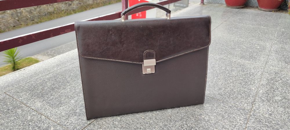 Pasta de executivo nova