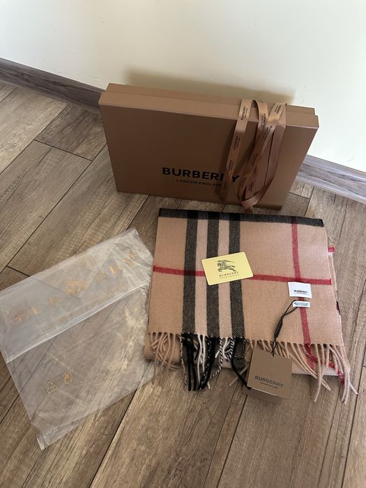 Szalik Burberry