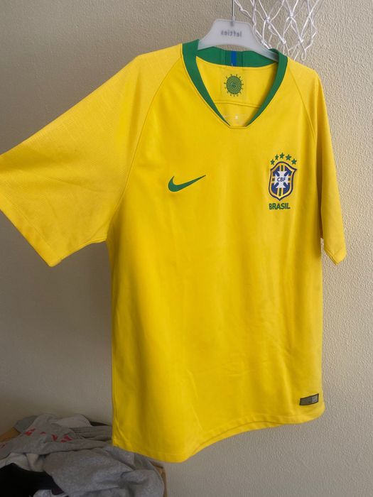 Camisola Oficial Nike Seleção do Brasil 2018 – Tamanho L