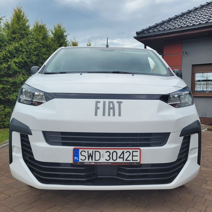 Fiat Scudo lift Maxi .pełne wyposażenie.2024 rok 1.5 diesel 27 tys km.Alu 17.