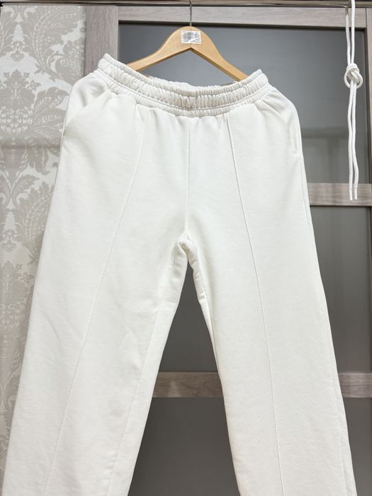 Турция двунитка модный белый костбм L-Xl