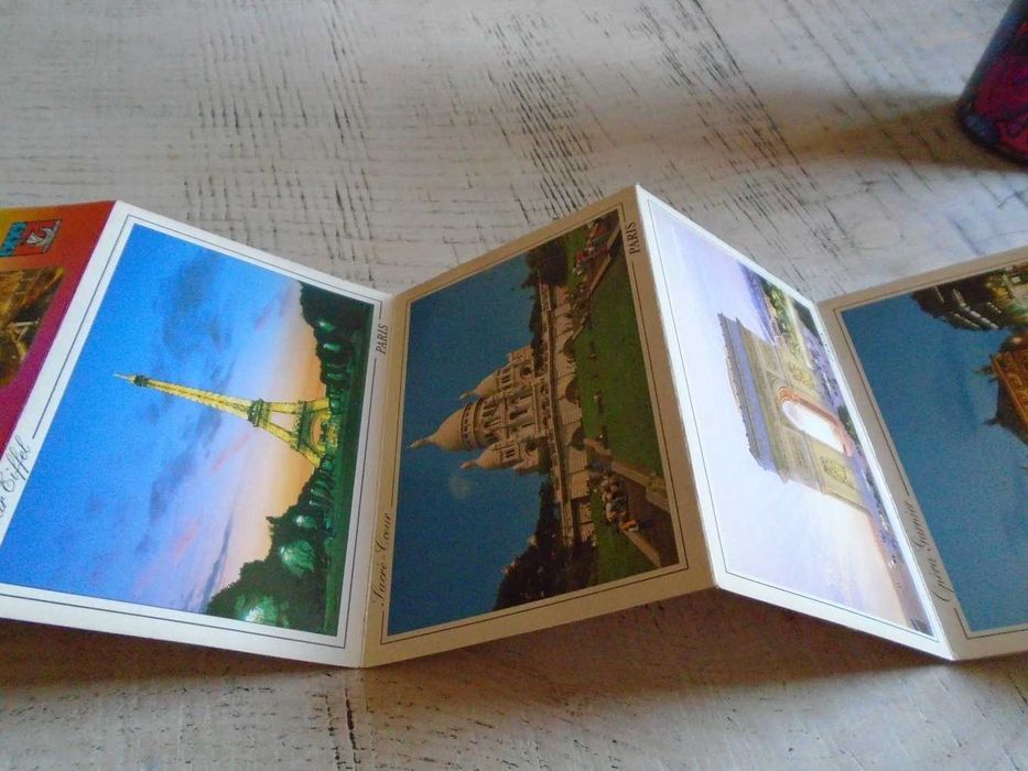 pocztówki rozkładane Paryż