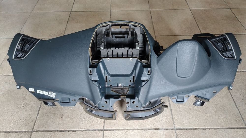 Tablier FORD C-Max II (DXA/CB7, DXA/CEU)