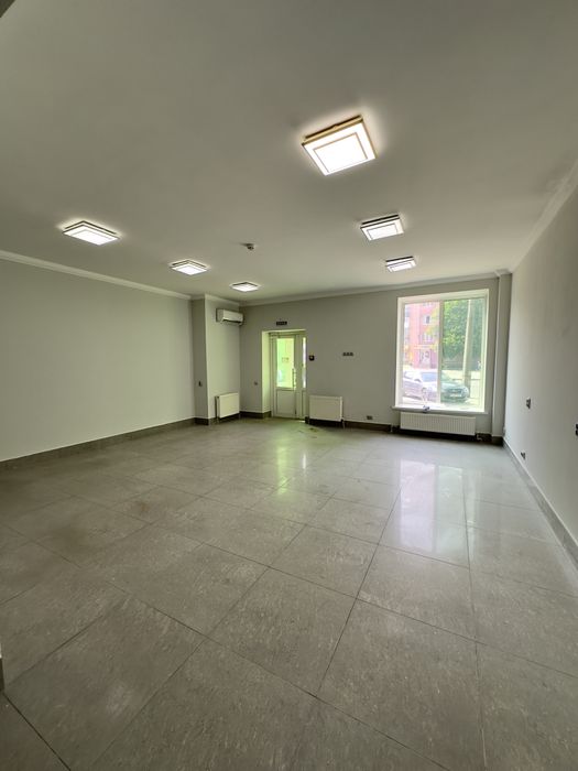 **КРУГ! Оренда 65 кв.м. Ремонт Фасад Топ місце