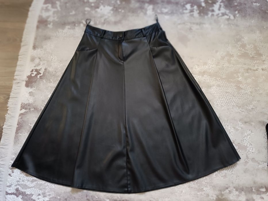 Спідниця шкіряна розмір 46