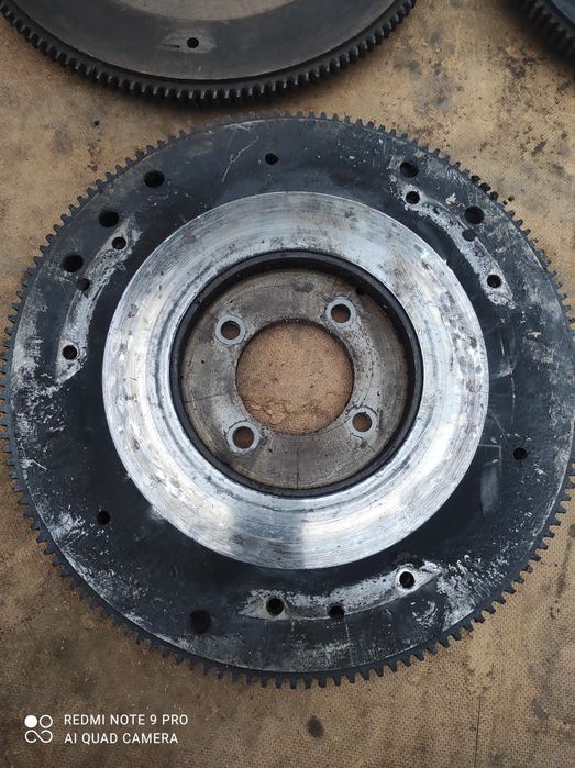 Продам маховик двигуна змз 24 , 402 на уаз волга газель соболь