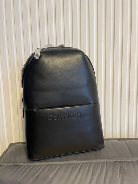 Рюкзак Michael Kors i Kalvin Klein в наявнсті