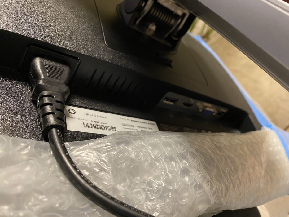 Monitor HP EliteDisplay e232