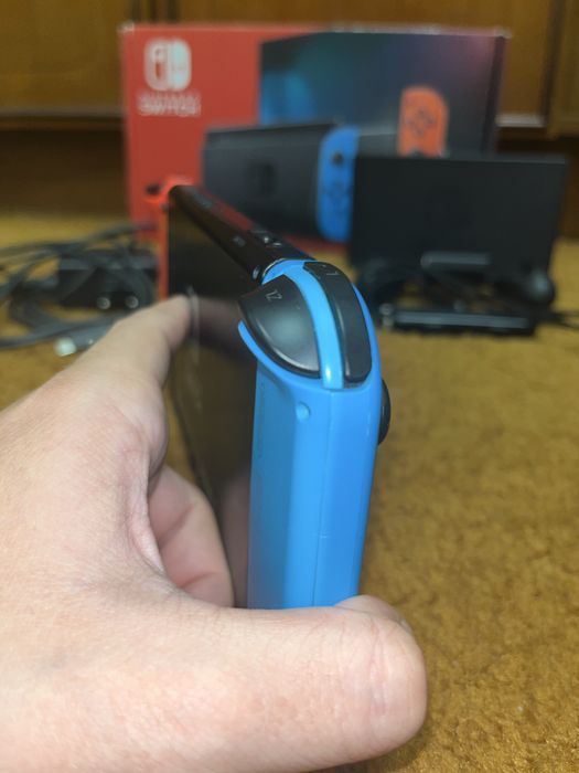 Nintendo Switch V2 + sd 256 gb