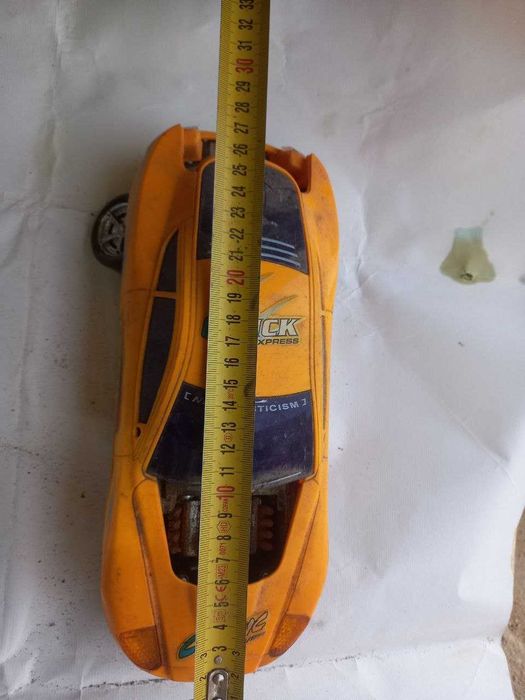 Brinquedo  carro desportivo