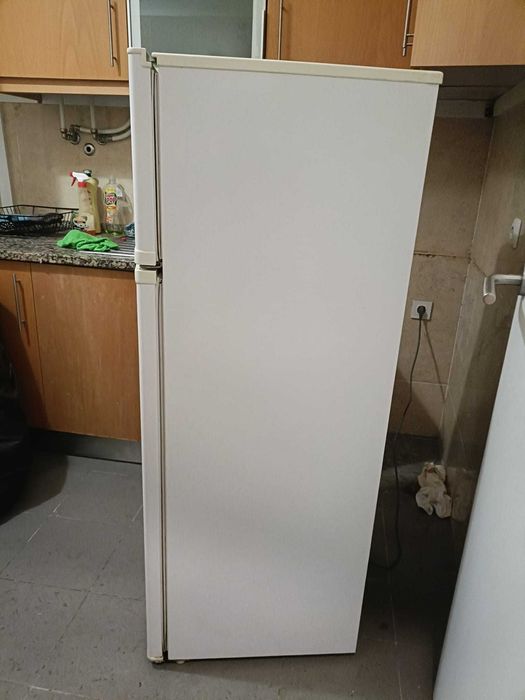 Frigorifico em segunda mão