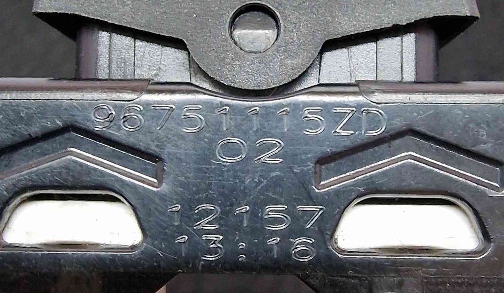 Comando / Botão / Interruptor Vidros Frente Direito 96751115ZD - PEUGEOT 2008 I