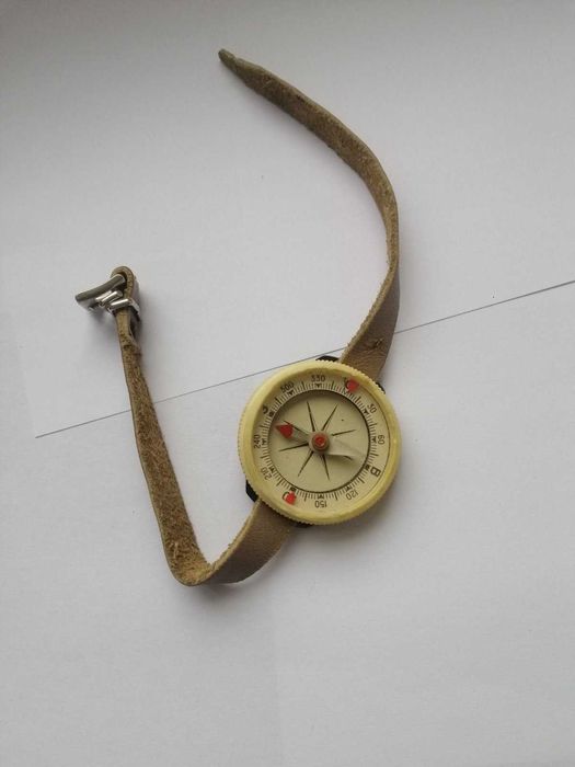 Компас производства СССР.