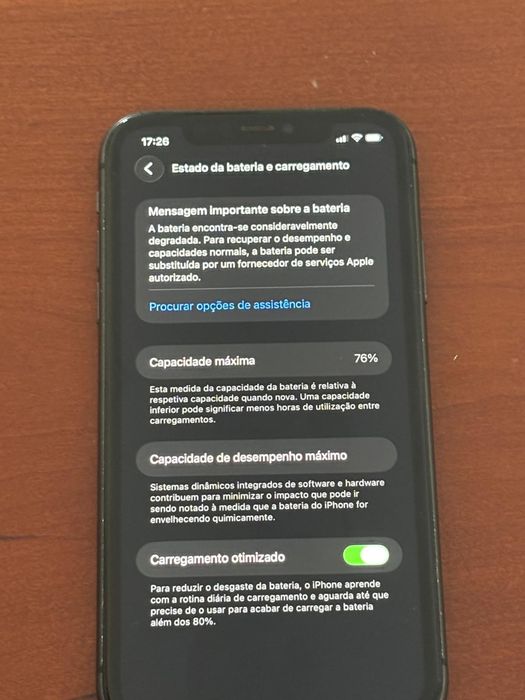 iPhone 11 64g em bom estado