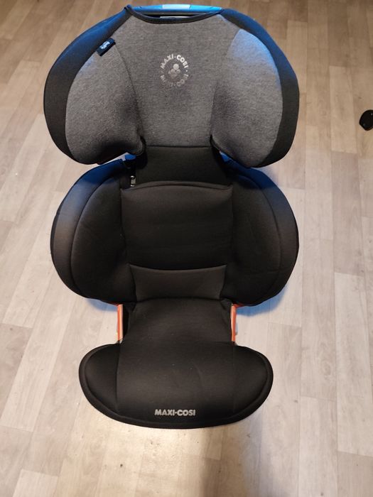 Fotelik Maxi Cosi Rodifix (15-36kg)