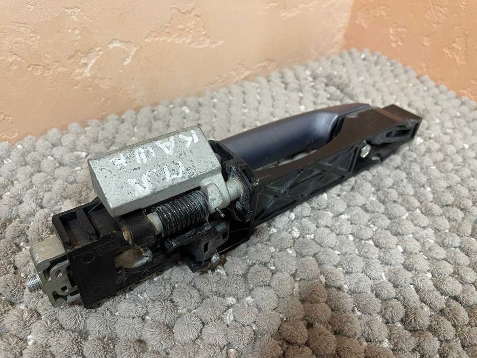 Ручка дверей Nissan Qashkai