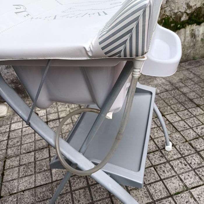 Banheira/Mudador fraldas.