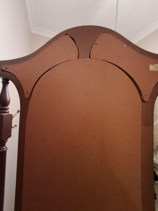 Bengaleiro em madeira