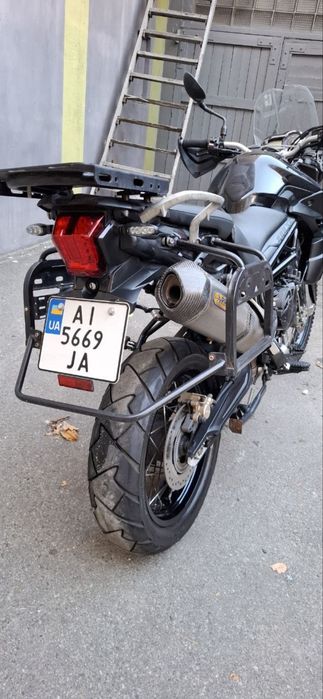 Triumgh Tiger 800