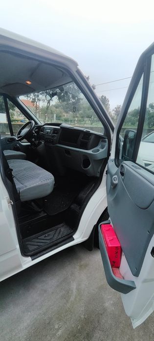 Ford Transit 2.2 TDCI 9 lugares