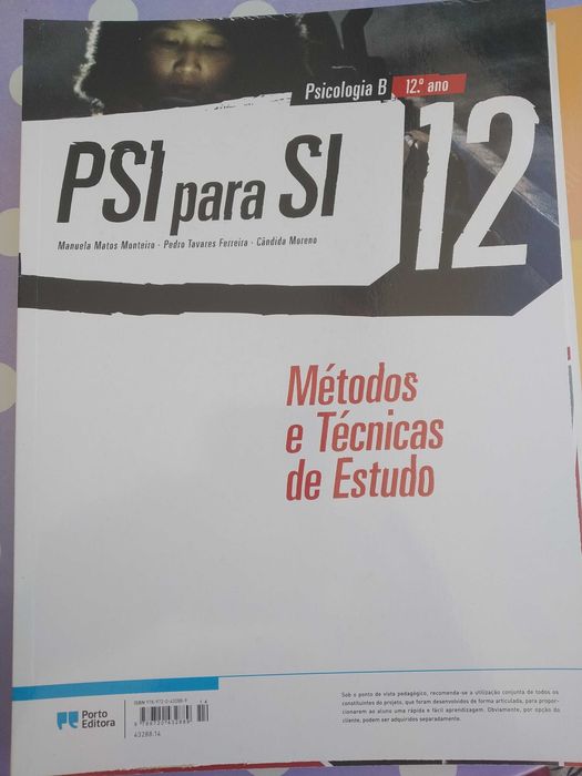 Cadernos de atividades 12º ano em excelente estado, como novos