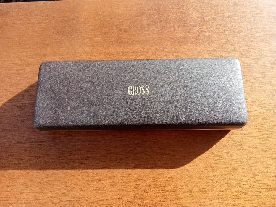 Caixas antigas para canetas