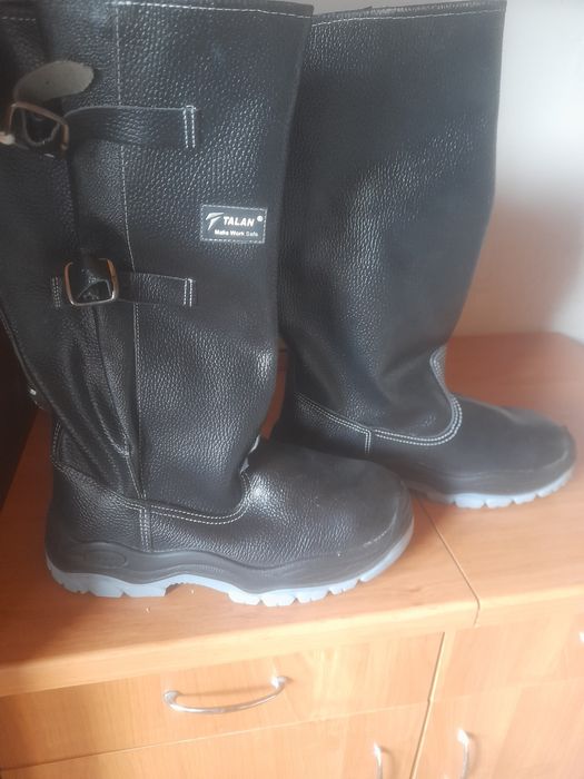 Робочі чоботи 43розмір.