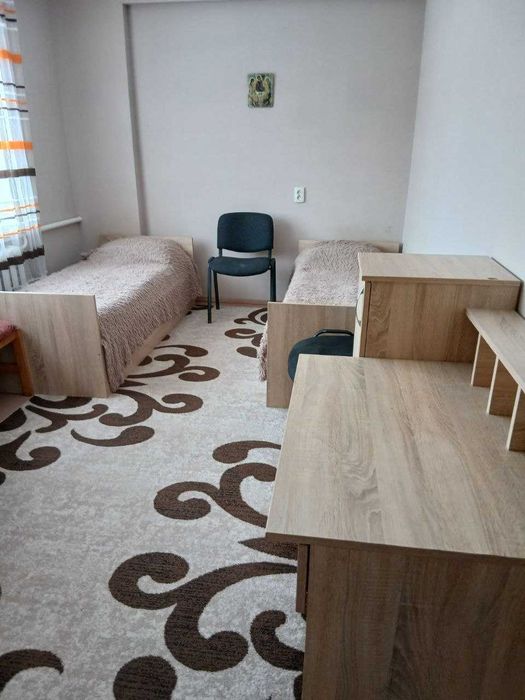 здам кімнату в приватному будинку на Старому місті