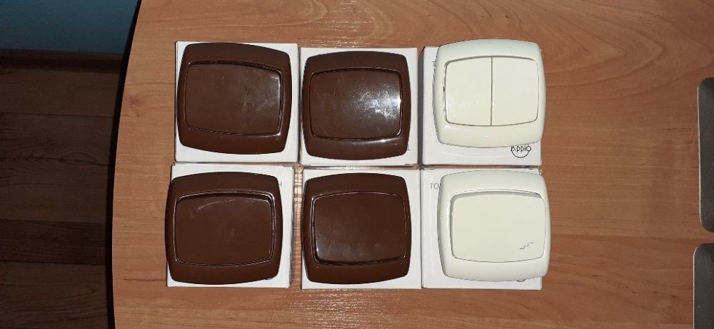 Zadbane przełączniki: pojedyncze i podwójne - OKAZJA!