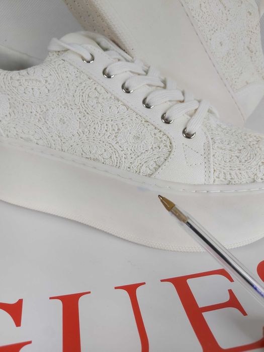 Nowe Sneakersy trampki GUESS plarforma ażur koronka 39 a320